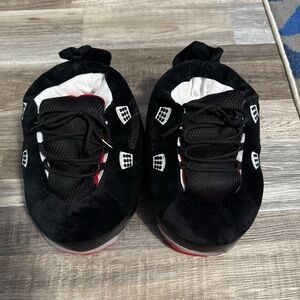 Jordan Kids Black and Red Slippers